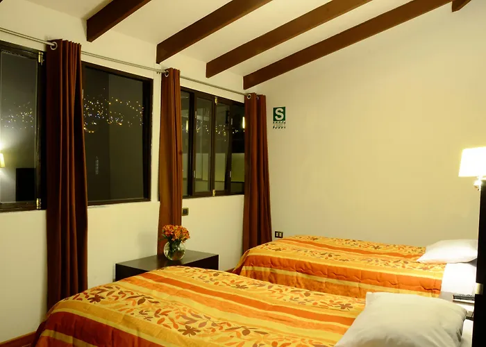 Inn & El Triunfo