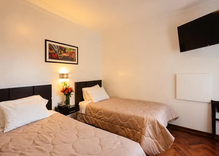 & El Triunfo Inn 2*